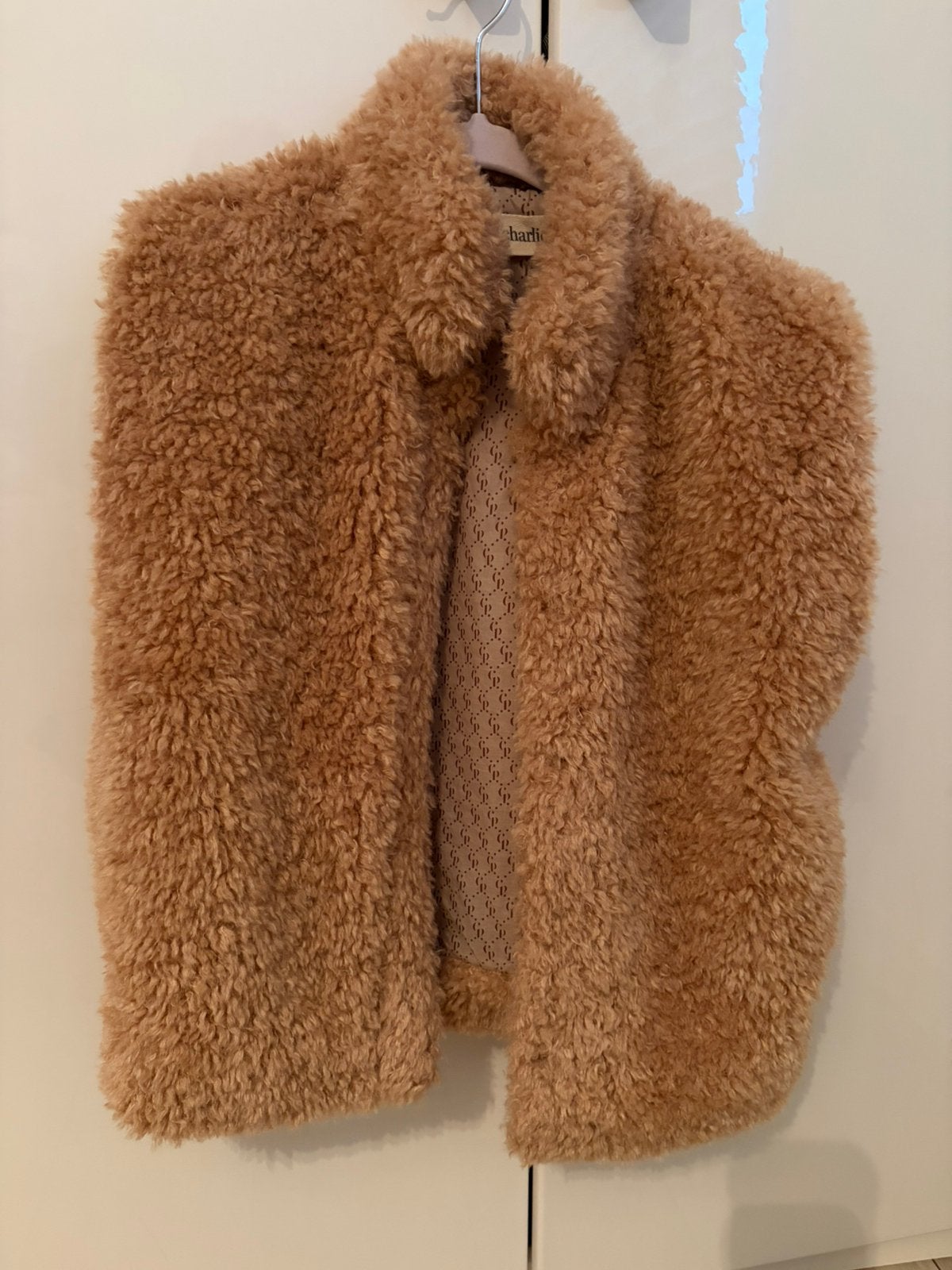 Charlie petite teddy gilet maat 128, Ophalen of Verzenden, Zo goed als nieuw, Meisje, Trui of Vest