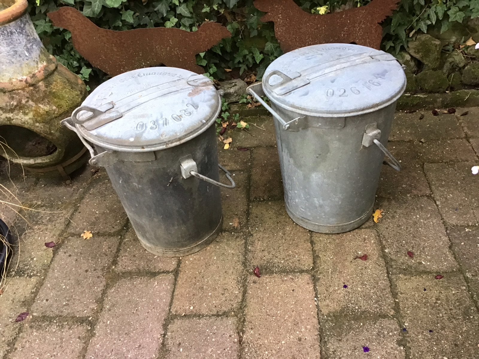 Set van 2 Zinken Vuilnisbakken - Vintage Stijl, Ophalen