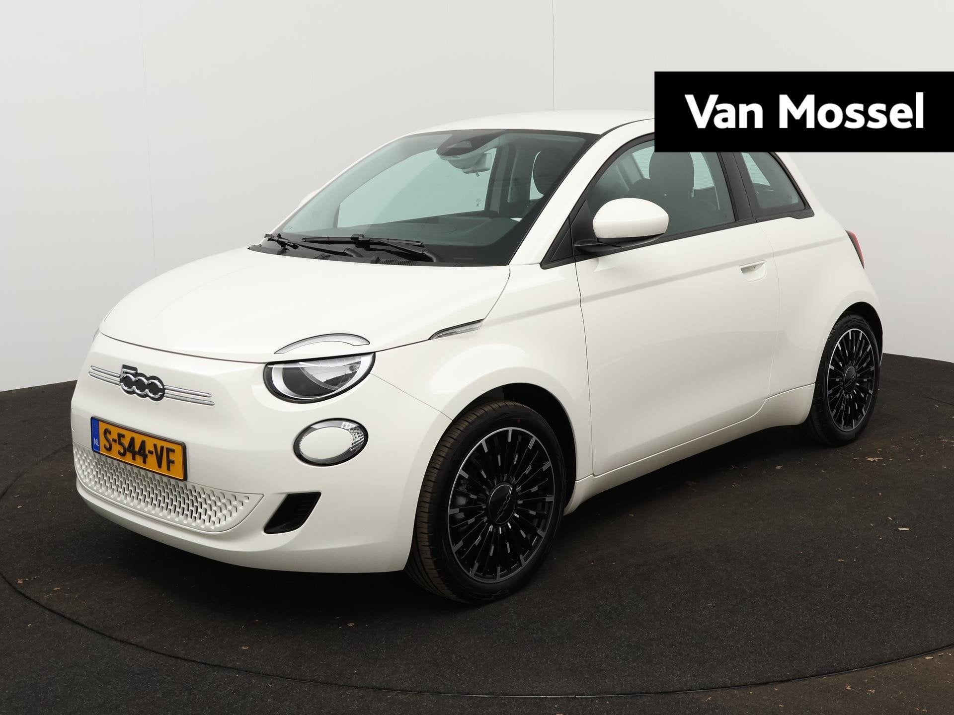 Fiat 500e Icon 42 kWh | Navigatie | Winterpack Stoelverwarmi
