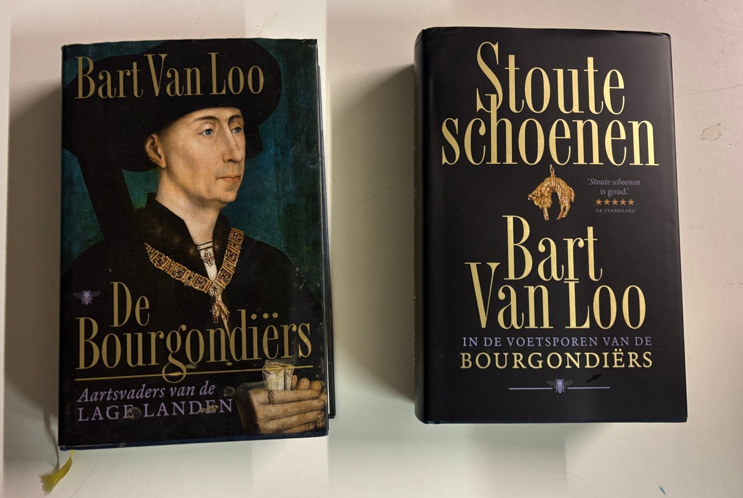 Bart Van Loo - De Bourgondiërs & Stoute Schoenen (2 boeken), Boeken, Ophalen of Verzenden, 20e eeuw of later, Gelezen