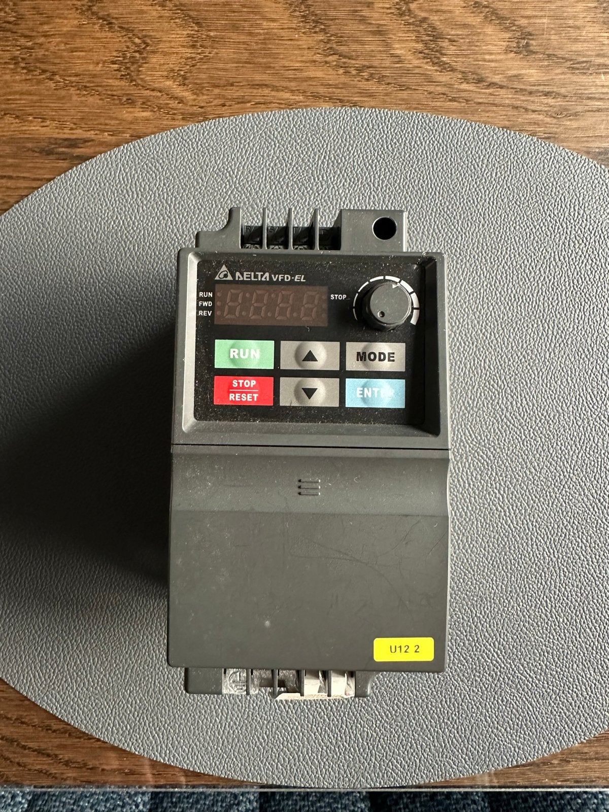 Delta VFD-EL Frequentieomvormer VFD007EL43A, Hobby en Vrije tijd, Ophalen