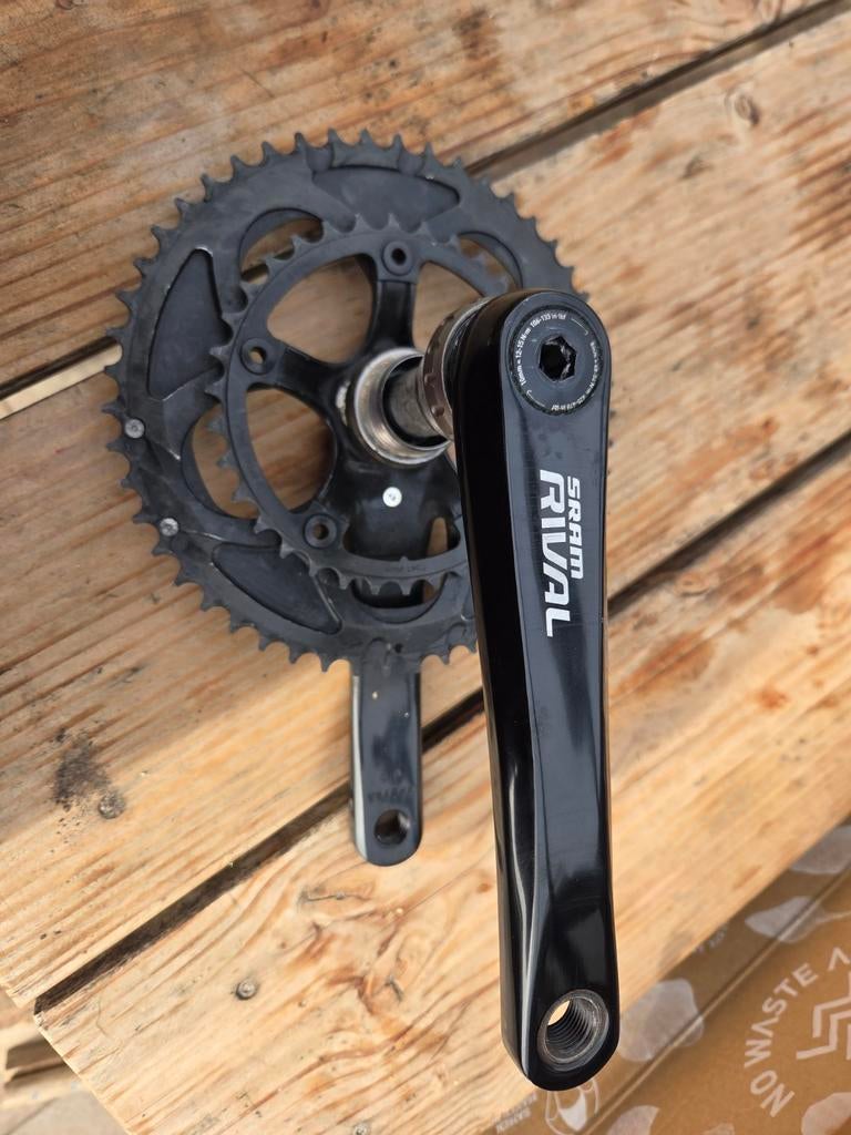 Crankset sram rival 170mm 5 spider, Crankstel of Pedalen, Gravelbike, Ophalen of Verzenden, Zo goed als nieuw