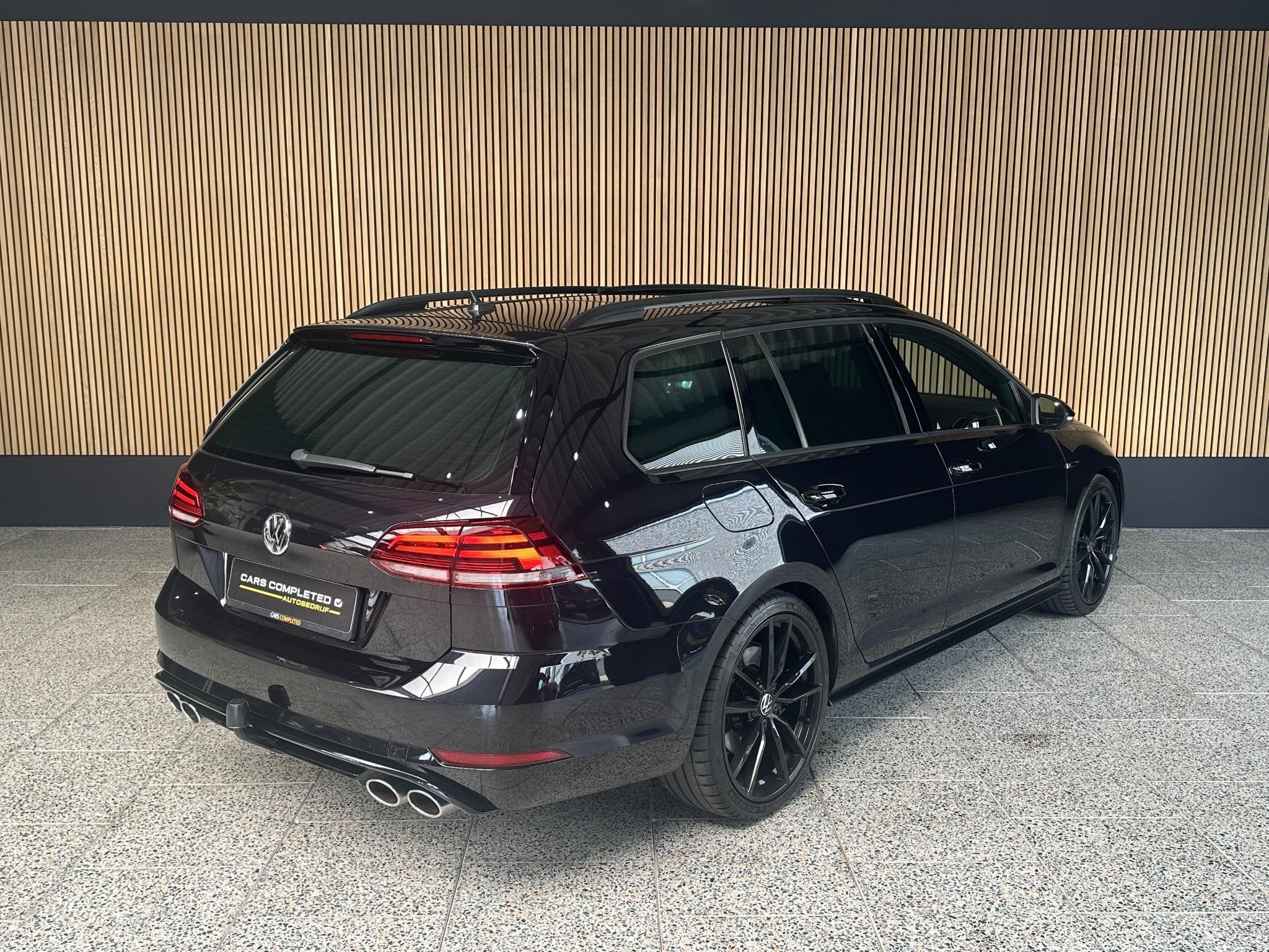 Volkswagen Golf 2.0 TSI 4Motion R 300 PK Schuif/kantel dak |, Automaat, 1490 kg, Gebruikt, 4 cilinders