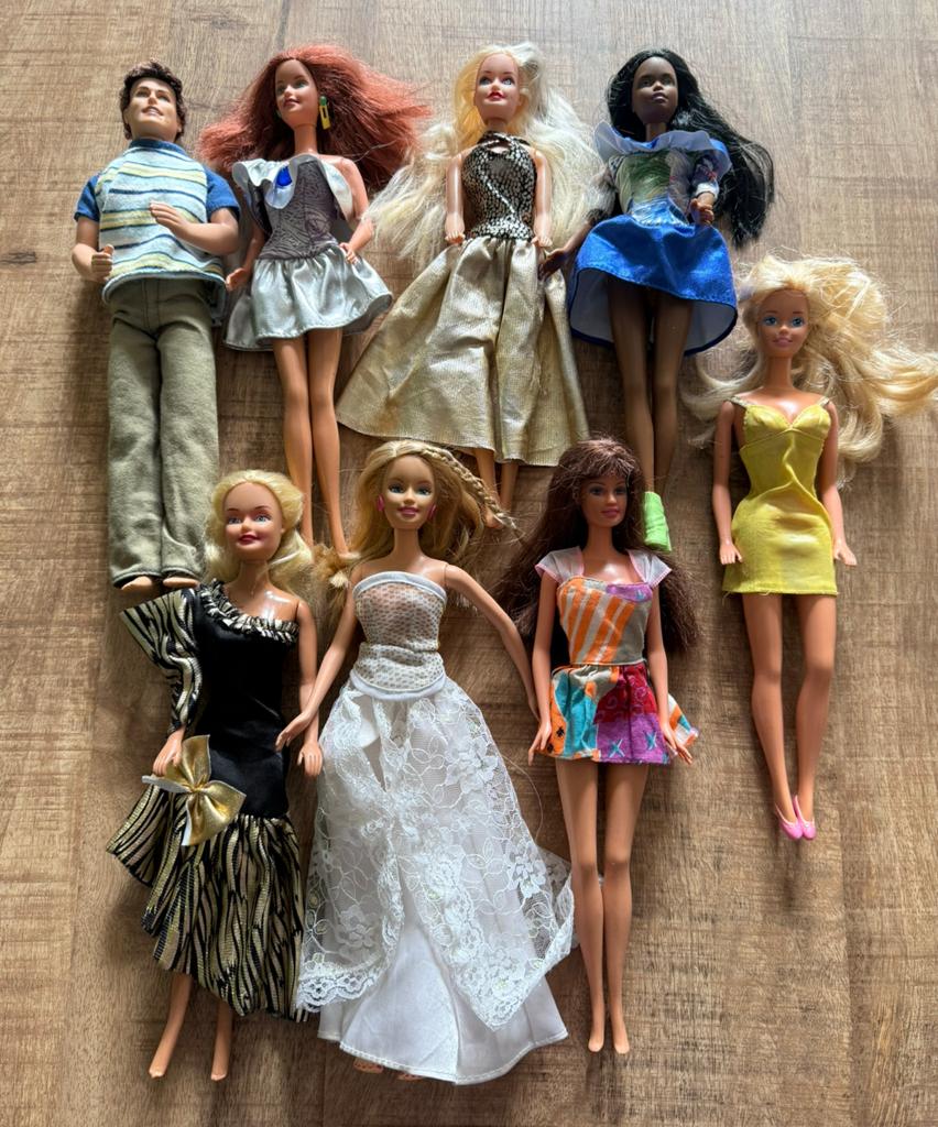 Barbies met div accessoires, Ophalen, Gebruikt