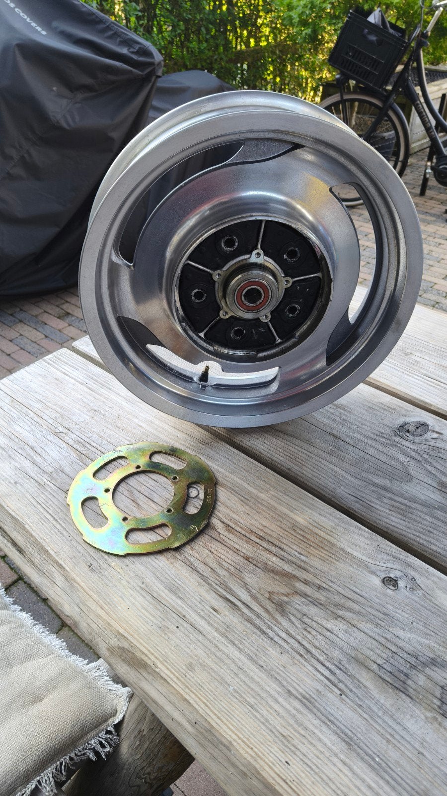 velgen Honda Sabre VT1100 of C2 ace

deze liggen al een he, Motoren, Ophalen, Gebruikt