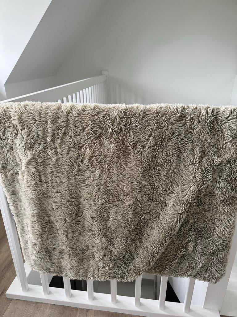 Luxe Fluffy Plaid/Deken Beige/Taupe - Zacht & Stijlvol, Ophalen of Verzenden, Zo goed als nieuw
