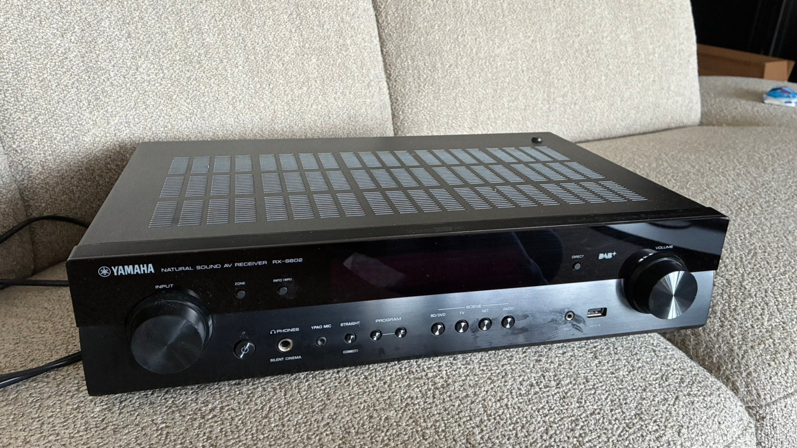 Yamaha RX-S602 is een compacte 5.1-kanaals AV-receiver, Ophalen, Yamaha, Zo goed als nieuw, 120 watt of meer