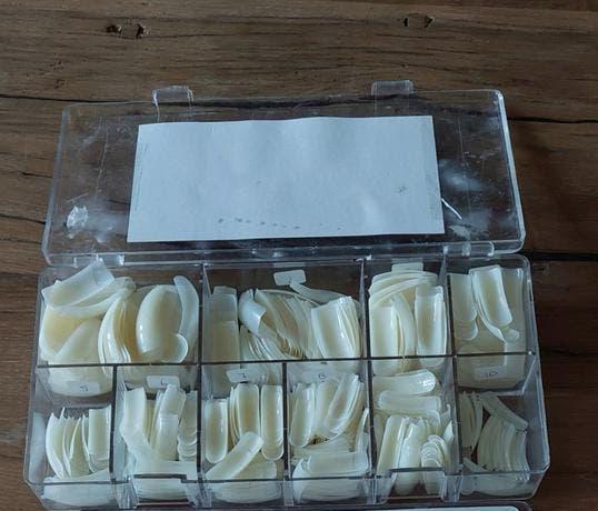 1 doos nageltips Naturel Florence tipknipper, Overige kleuren, Ophalen of Verzenden, Zo goed als nieuw, Handen en Nagels