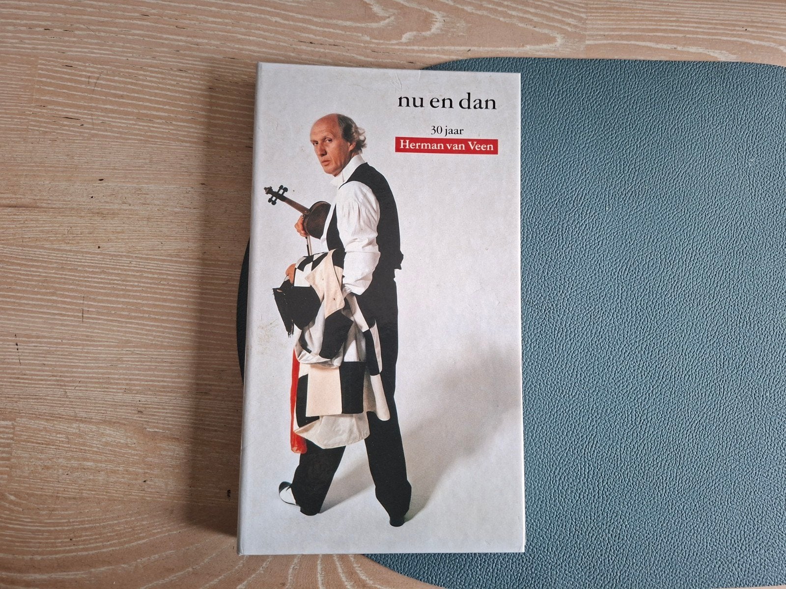 Herman van veen nu en dan 30 jaar 4cd box, Ophalen of Verzenden, Zo goed als nieuw, Levenslied of Smartlap