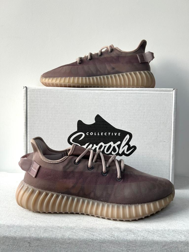 Adidas Yeezy Boost 350 V2 Mono Mist (EU 44), Overige kleuren, Nieuw, Ophalen of Verzenden, Sneakers of Gympen