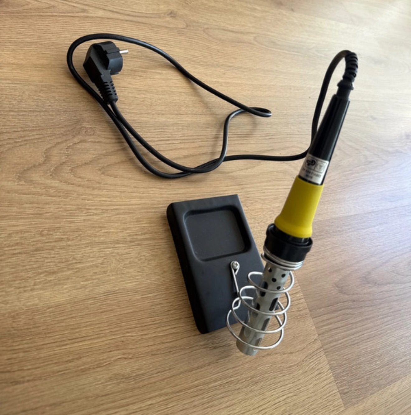 Soldeerbout met standaard - 60W, 220V-240VAC, Ophalen, Gebruikt, Overige typen, Overige merken