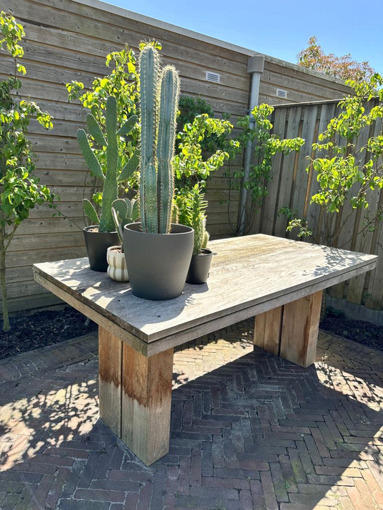 Robuuste houten tuintafel, Ophalen of Verzenden, Gebruikt, Rechthoekig, Hout
