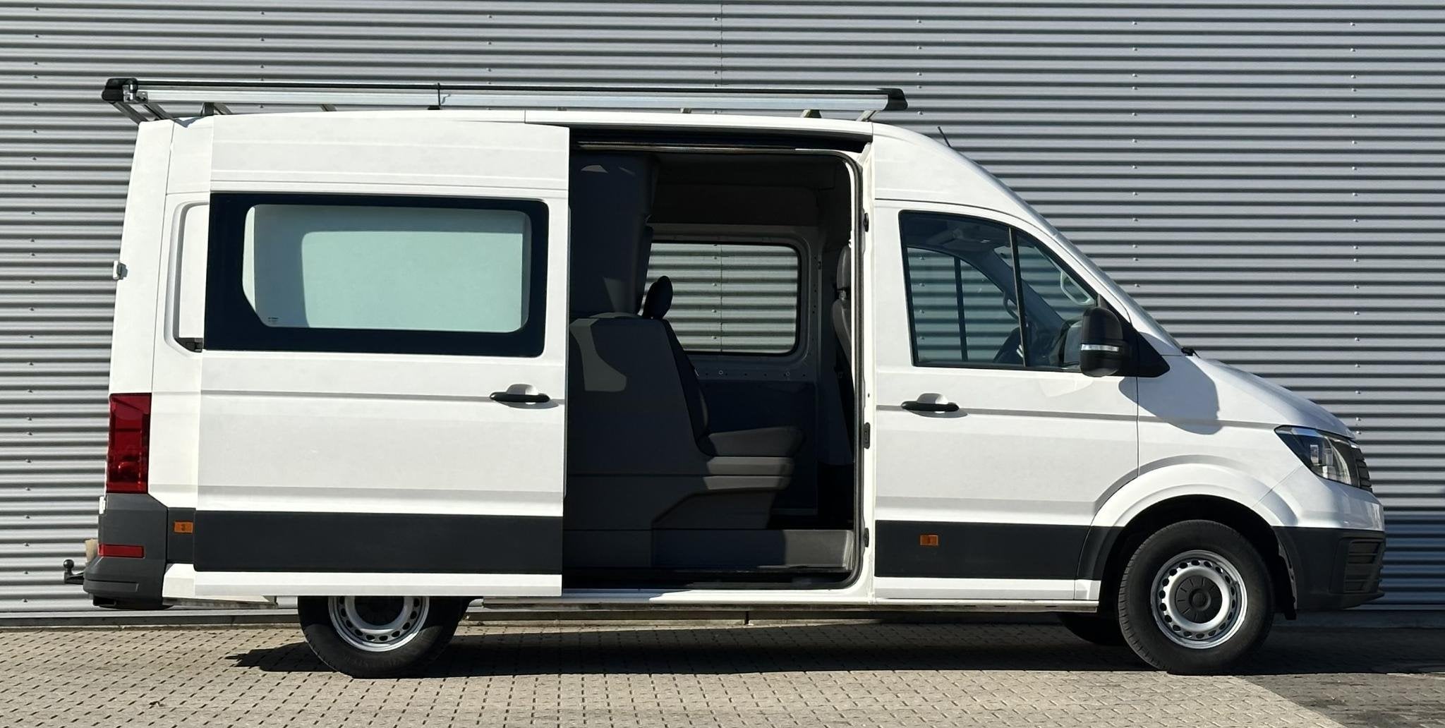 Volkswagen Crafter 35 2.0 TDI RWD L2H2 DC Dubbele cabine Hig, Gebruikt, 4 cilinders, 2212 kg, Volkswagen