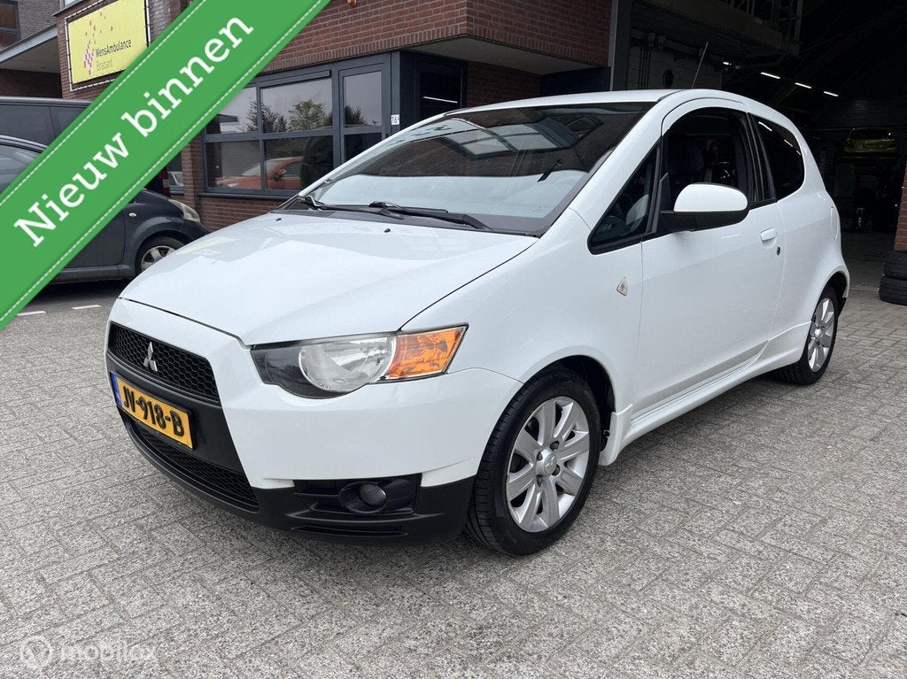 Mitsubishi Colt 1.1 Edition One AIRCO*LM-VELGEN*ELECTR RAMEN, Auto's, Mitsubishi, Voorwielaandrijving, Gebruikt, 750 kg, Bedrijf