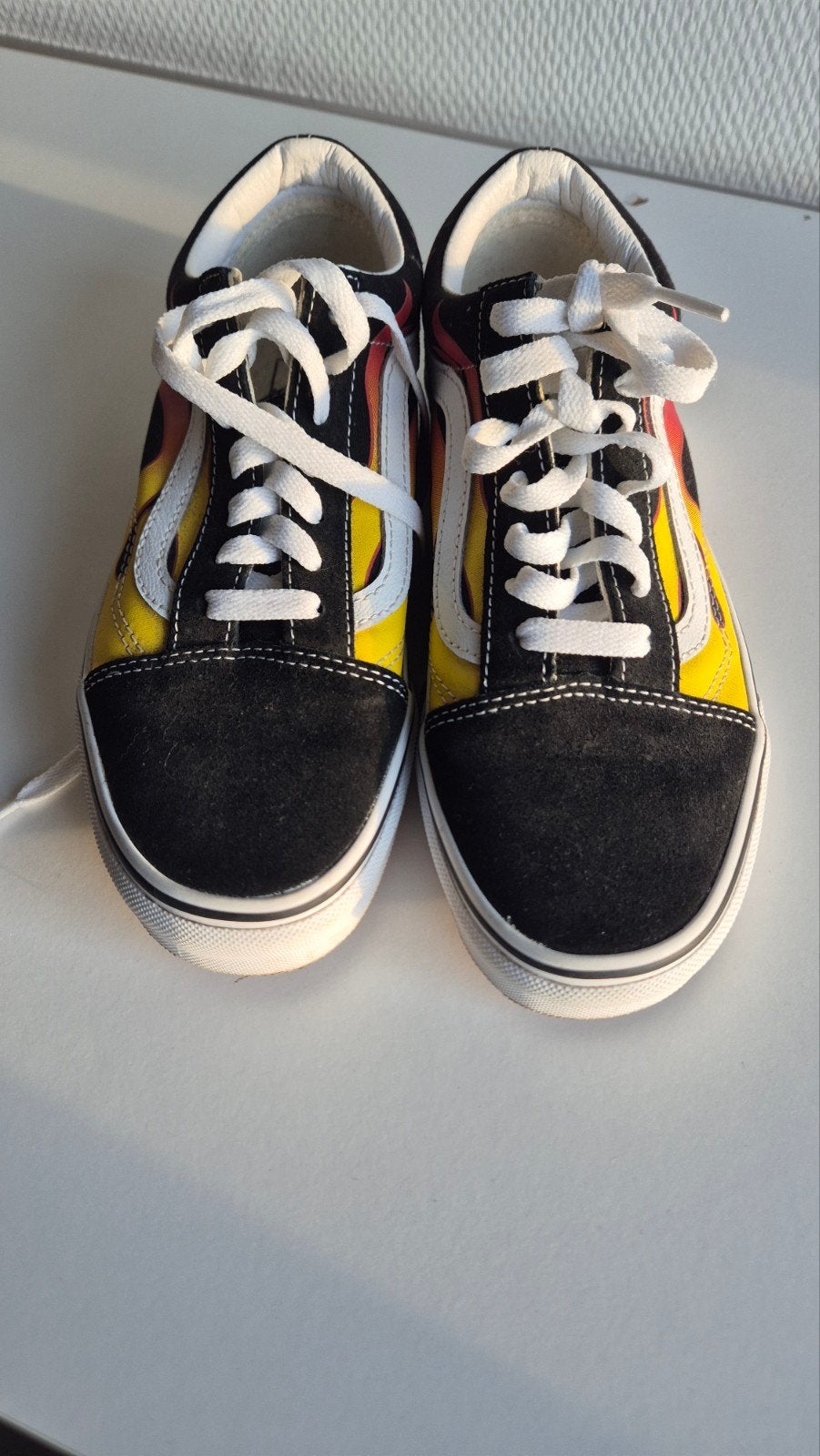 Vans Old Skool Flame sneakers - Gedragen, Ophalen of Verzenden, Zo goed als nieuw, Vans, Instappers