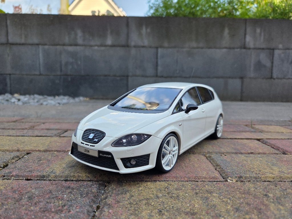 Ottomobile 1:18 Seat Leon MK2 Cupra R Candy White (OT1332), Hobby en Vrije tijd, Modelauto's | 1:18, Nieuw, Auto, OttOMobile, Ophalen of Verzenden