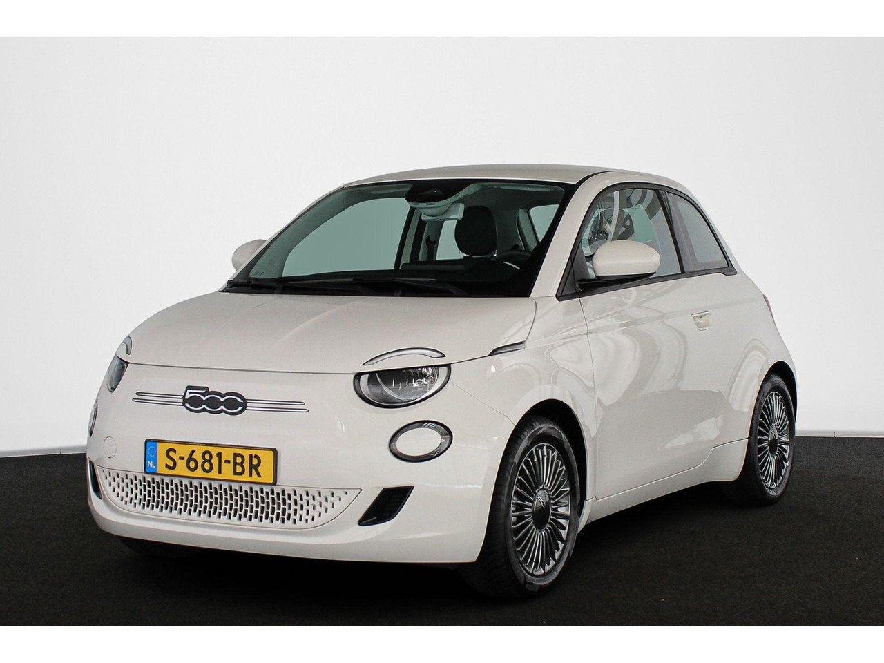 Fiat 500E Icon 42 kWh Apple CarPlay Climate Control Navi 16", Auto's, Fiat, Automaat, 118 pk, 4 stoelen, Te koop