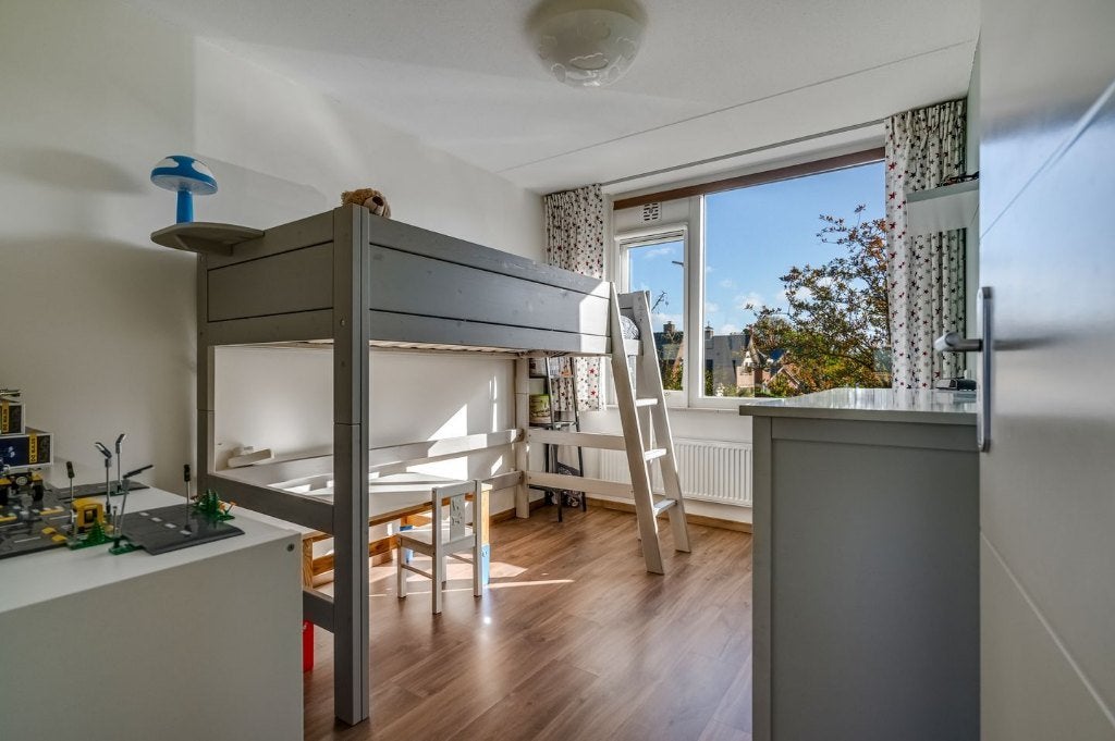 Lifetime halfhoogslaper grijs-greywash - met accessoires, Kinderen en Baby's, Kinderkamer | Stapelbedden en Hoogslapers, Ophalen