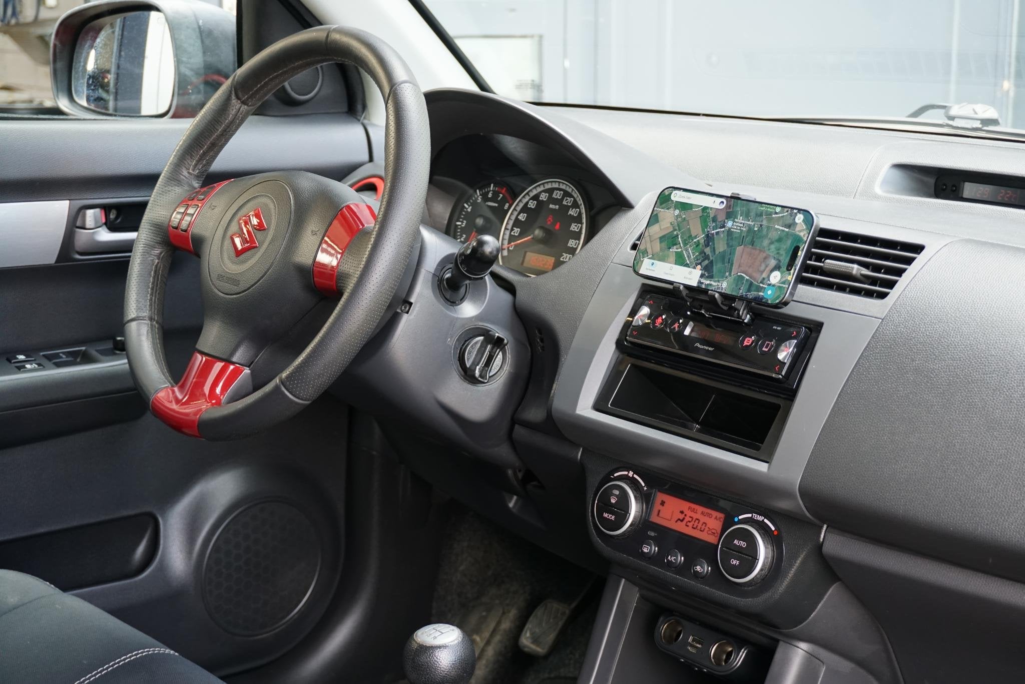 Suzuki Swift 1.3 Limited Sport + KEYLESS / STOELVERWARMIMG /, Auto's, 31 €/maand, Alcantara, Swift, Bedrijf