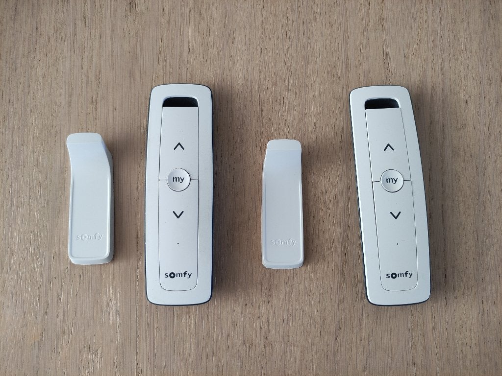 2 x Somfy Situo 1 io Pure II afstandsbedieningen, Doe-het-zelf en Verbouw, Rolluiken, Minder dan 100 cm, Wit, Ophalen of Verzenden