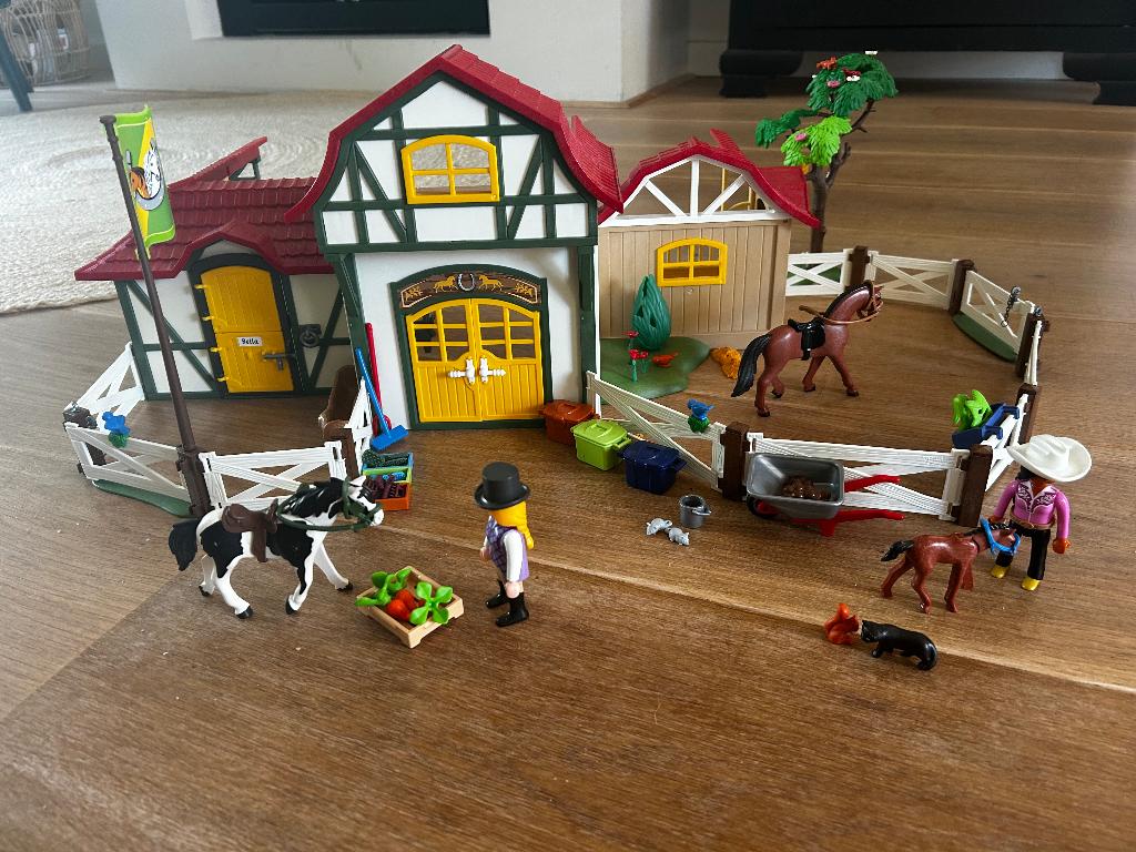 Playmobil paardenmanege 6926,  stal 6934 en wasplaats 6929, Kinderen en Baby's, Speelgoed | Playmobil, Ophalen, Zo goed als nieuw
