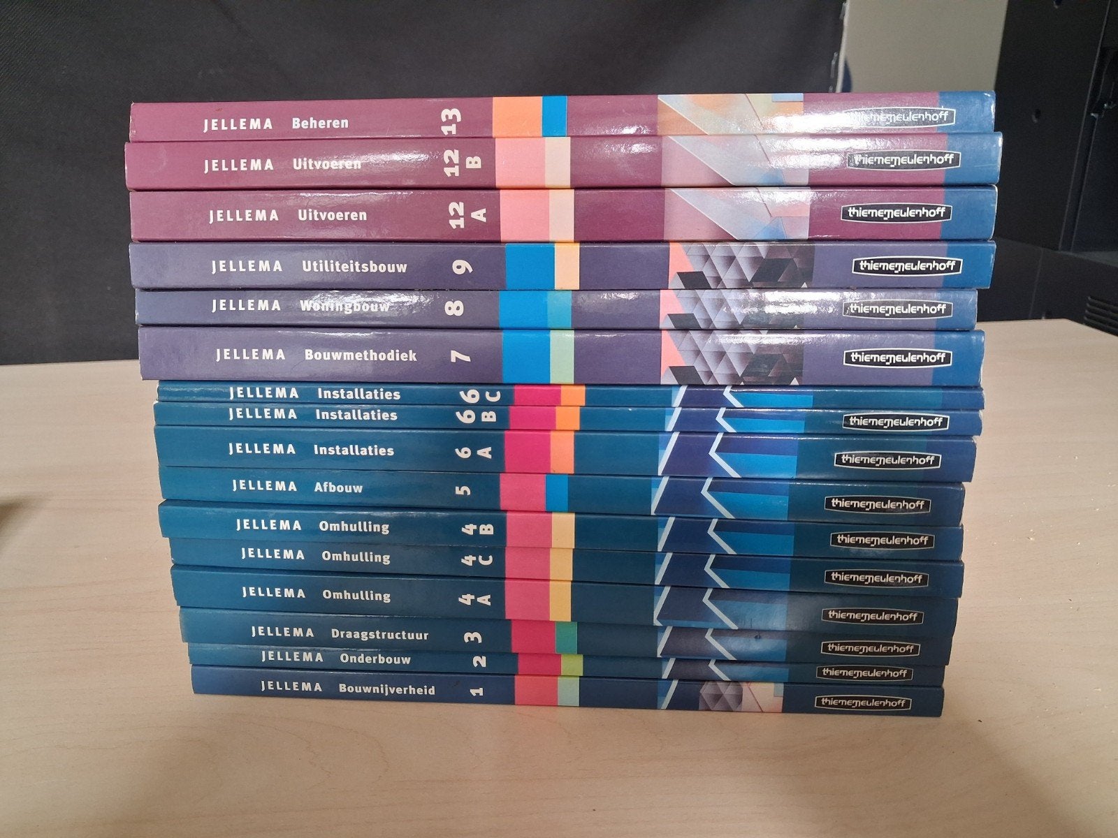 Jellema Bouwkunde boeken (excl. deel 10 en 11), Boeken, Ophalen of Verzenden, Beta, Gelezen, HBO