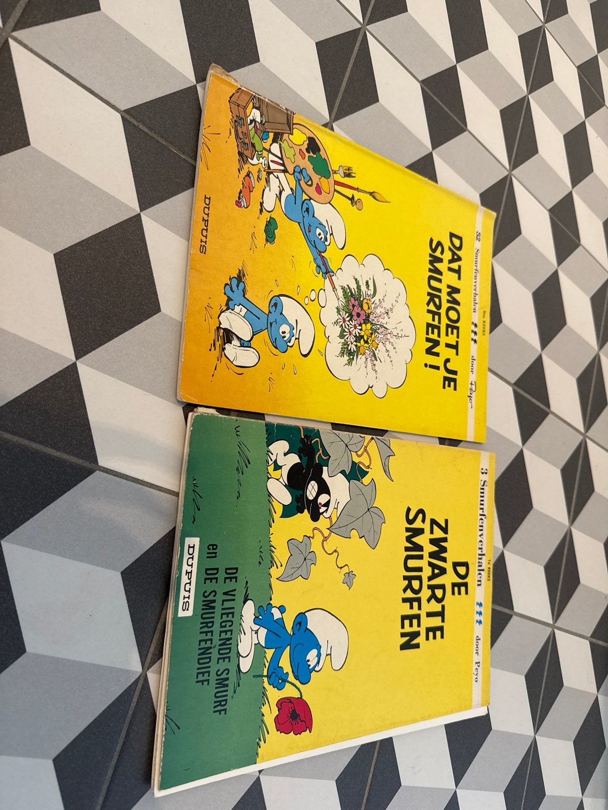 2 Smurfen stripboeken: Dat Moet Je Smurfen! & De Zwarte Smur, Boeken, Meerdere stripboeken, Ophalen, Gelezen