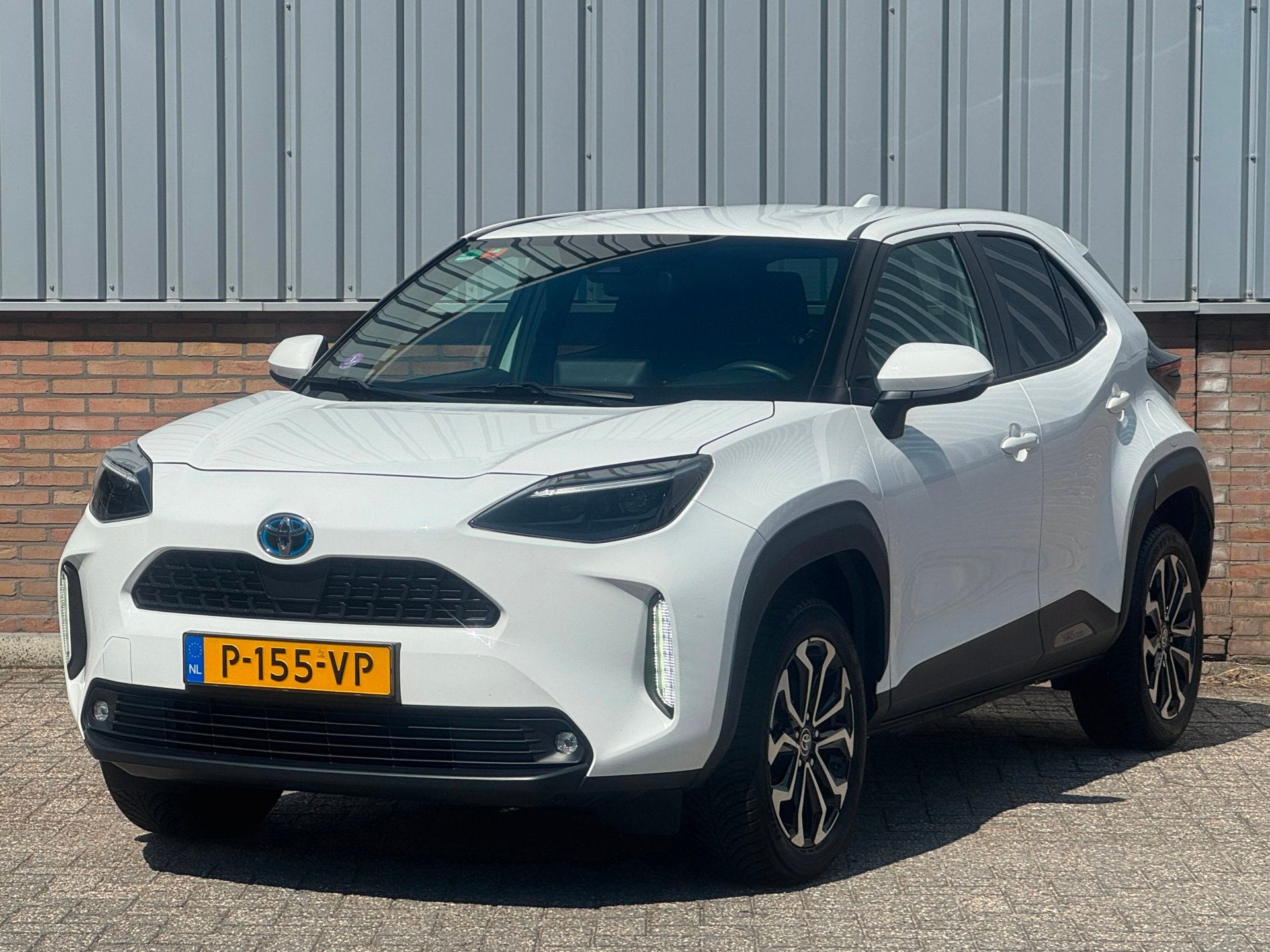 Toyota Yaris Cross 1.5 Hybrid Business Plus Trekhaak/ Dealer, Auto's, Toyota, Gebruikt, Bedrijf, 93 pk, Hybride Elektrisch/Benzine