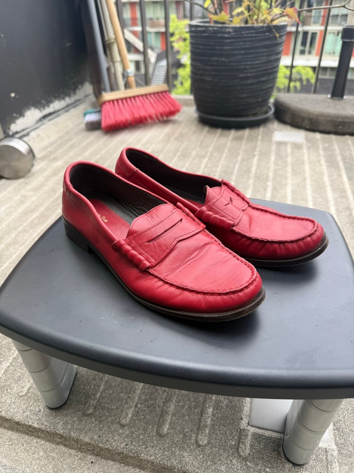 Massimo Dutti rode instappers - Maat 40, Kleding | Dames, Schoenen, Ophalen of Verzenden, Gedragen, Rood, Instappers