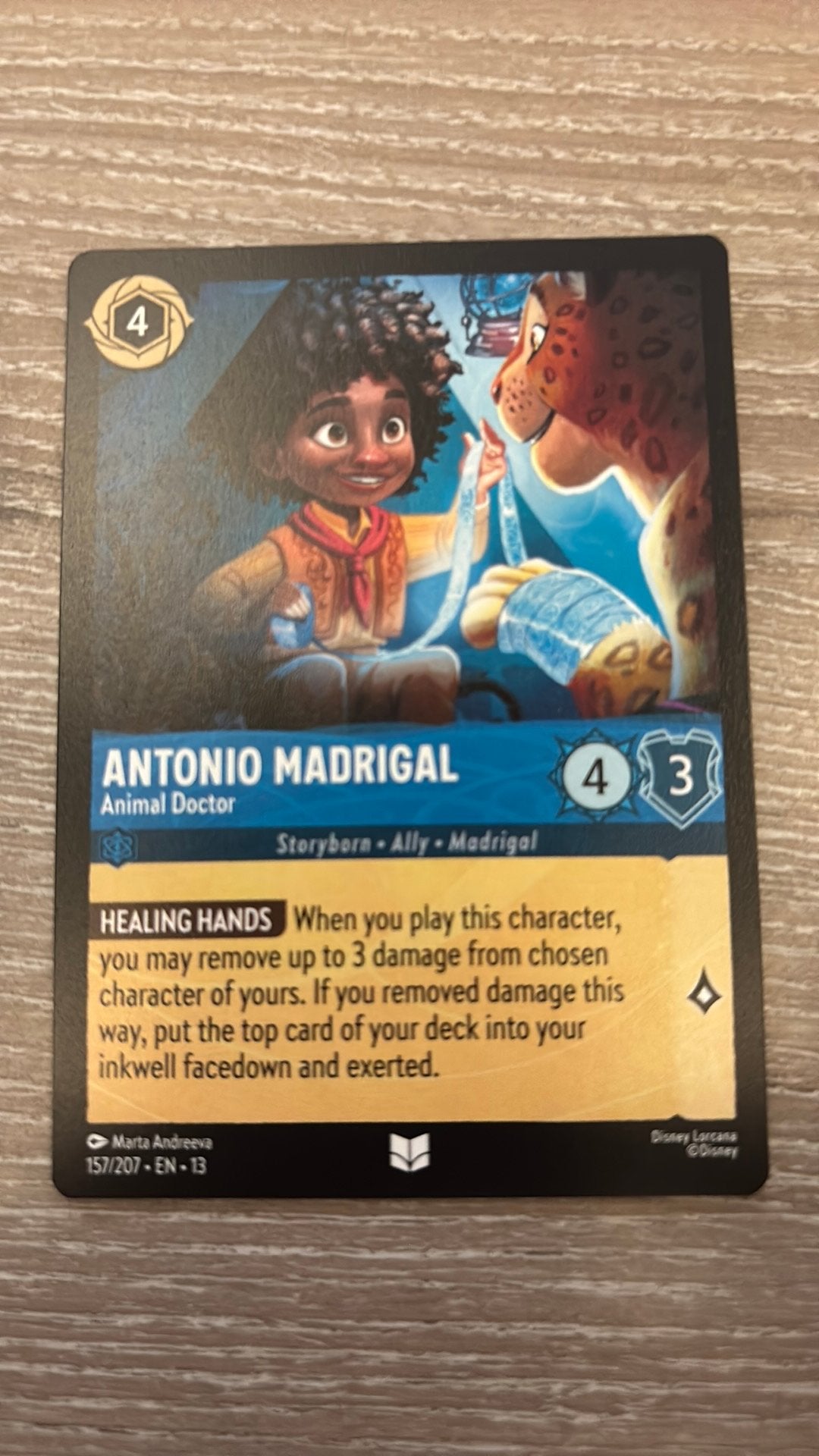 Disney Lorcana Antonio Madrigal doctor 157-207 13ATV nonfoil, Ophalen of Verzenden, Zo goed als nieuw