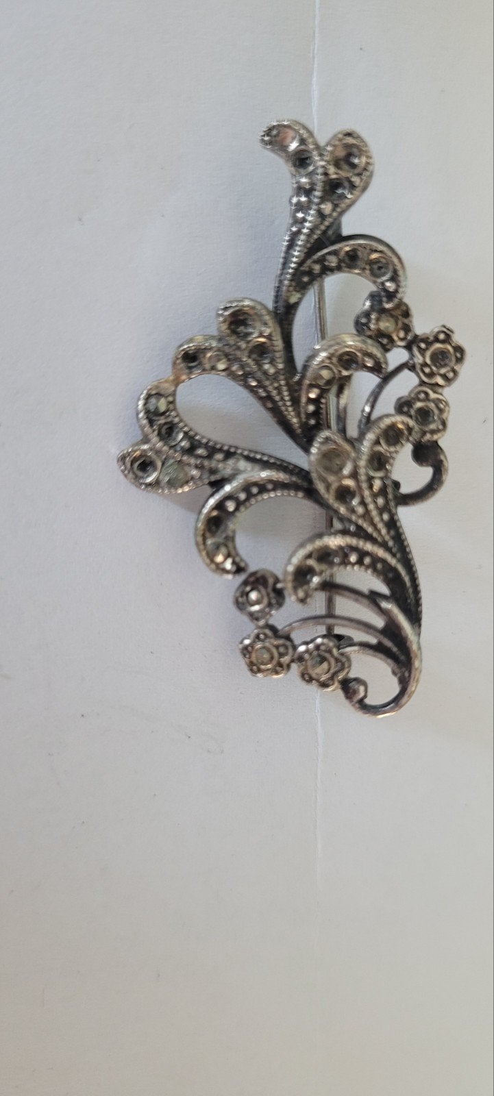 Vintage Zilveren Marcasiet Broche - Bloem & Krulontwerp, 4 tot 7 cm, Gebruikt, Verzenden, Zilver