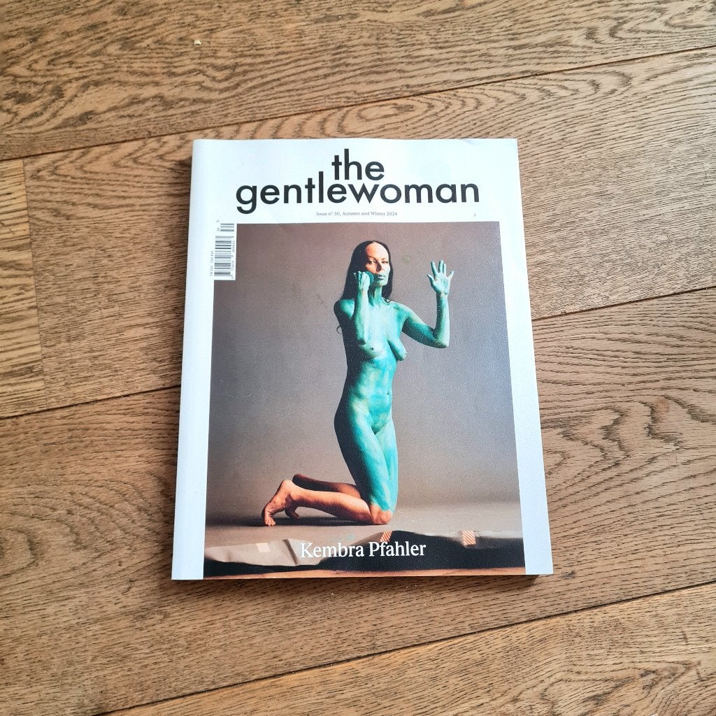 The Gentlewoman Magazine nº 30, Autumn and Winter 2024, Ophalen of Verzenden, Zo goed als nieuw, Glossy