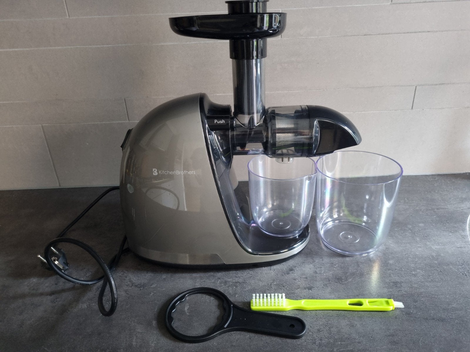Slowjuicer KitchenBrother, Ophalen, Gebruikt, Slowjuicer