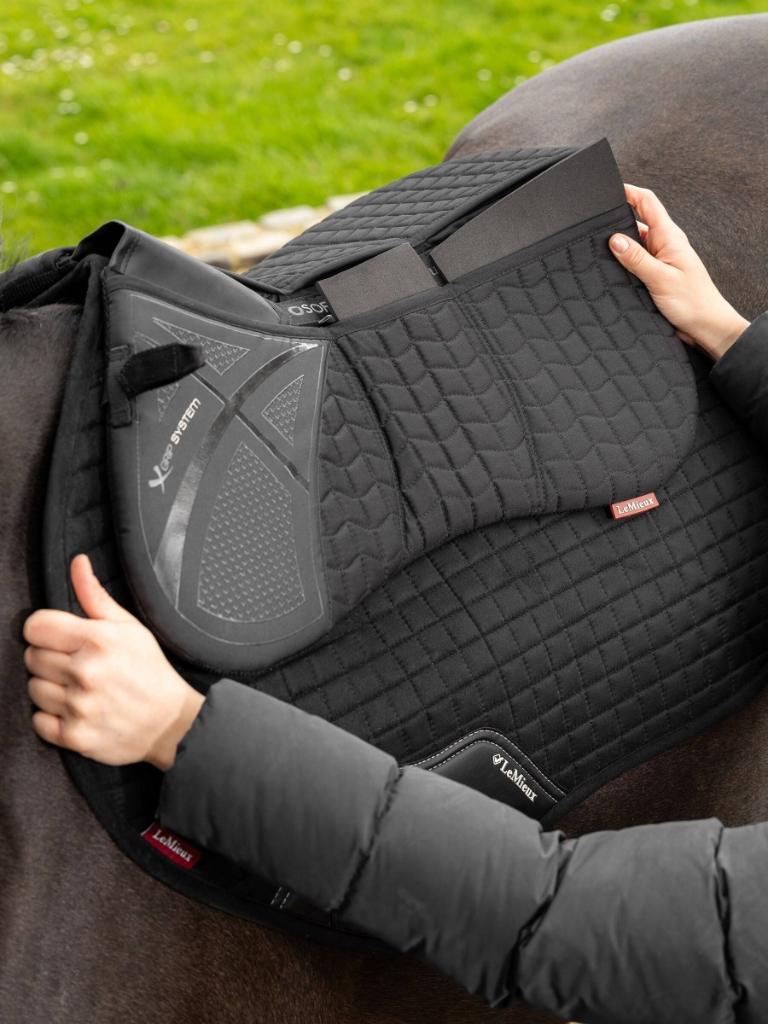 LeMieux ProSorb 3 pocket Zadelonderlegger zwart SALE!, Full (L), Ophalen of Verzenden, Zadelpad, Zwart