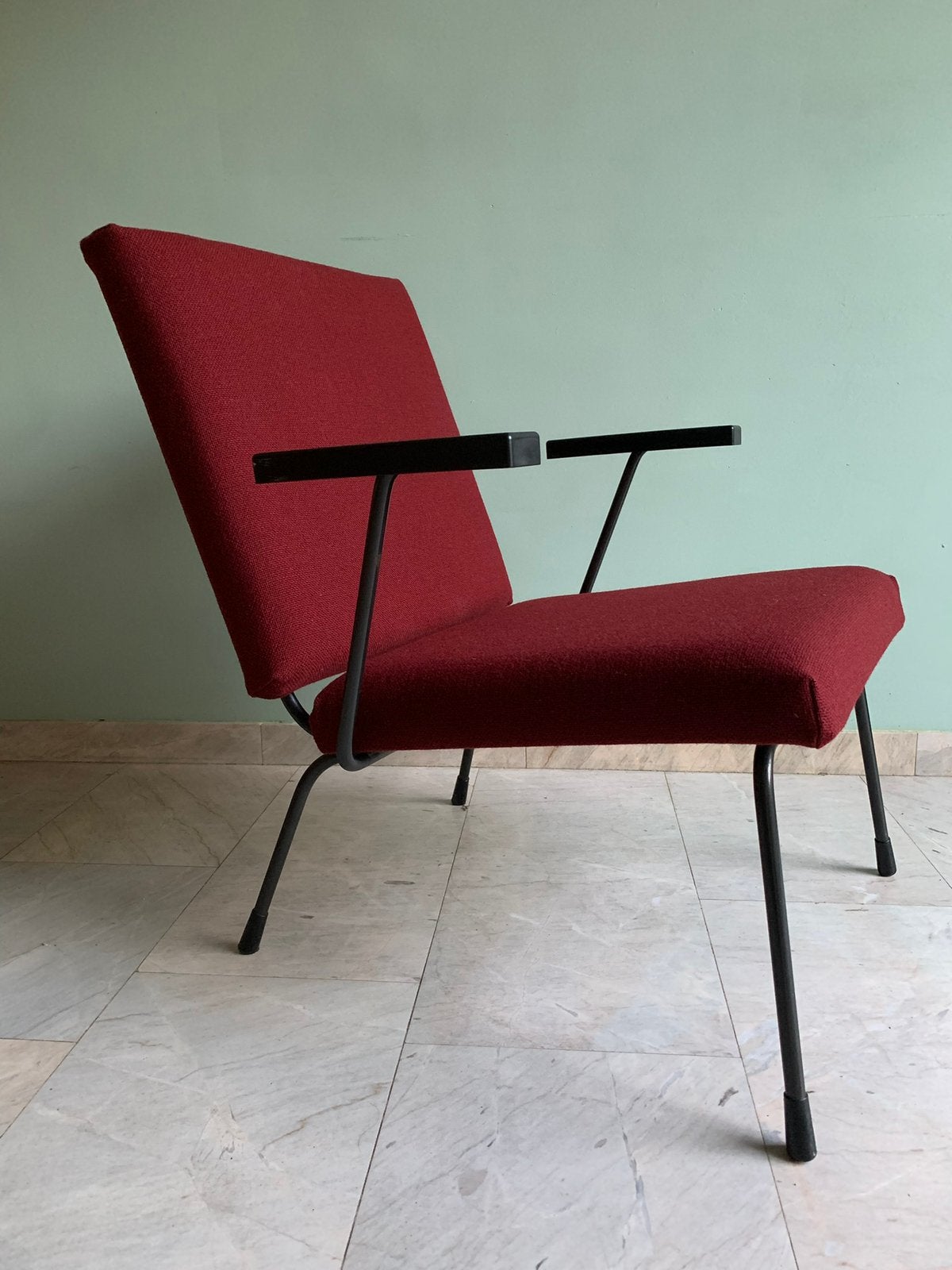 Rietveld fauteuil 1407, Ophalen, 75 tot 100 cm, Zo goed als nieuw, Stof