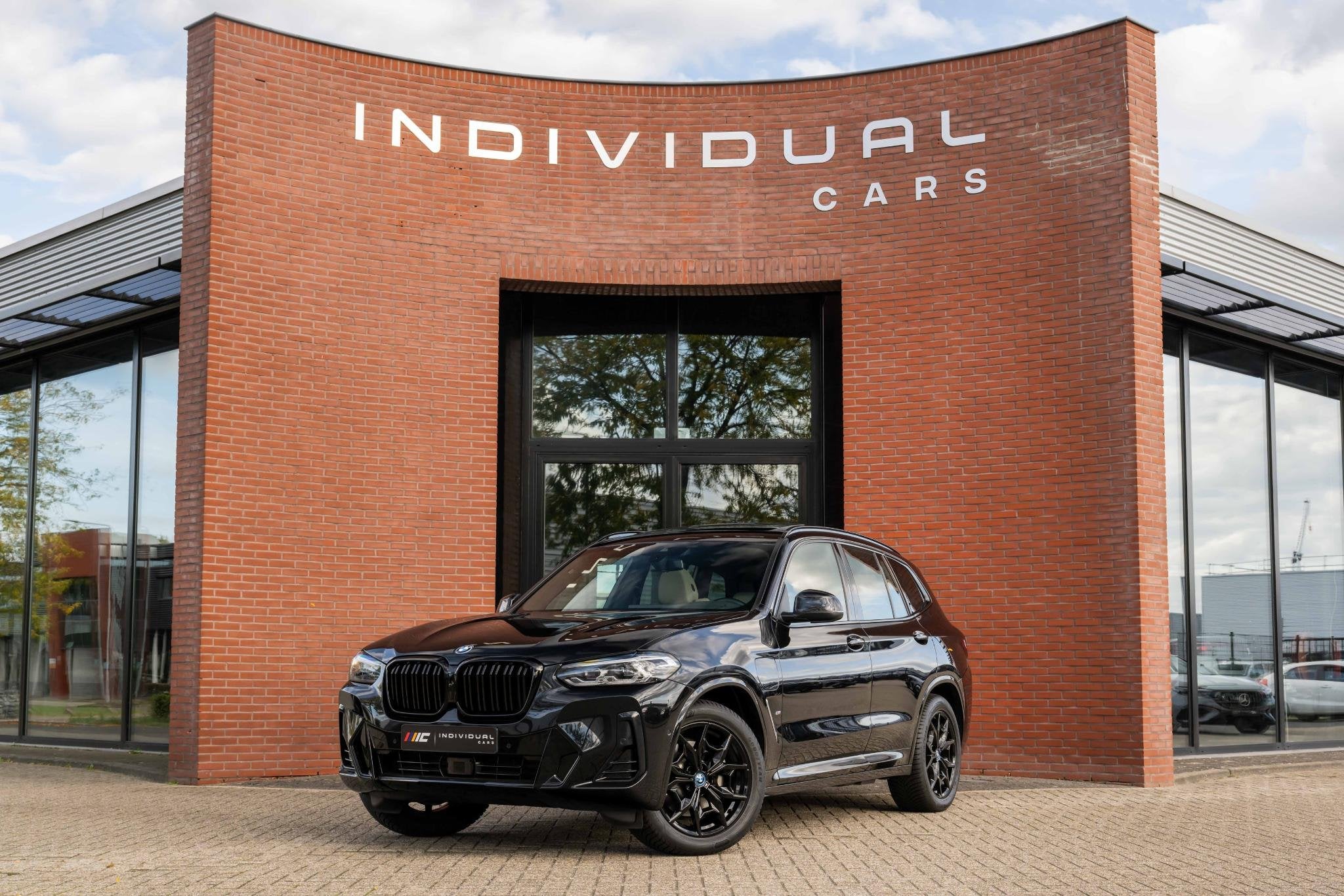 BMW X3 xDrive30e M-Sport ACC Panorama HuD Trekhaak Leder, Auto's, Gebruikt, 4 cilinders, Zwart, Vierwielaandrijving