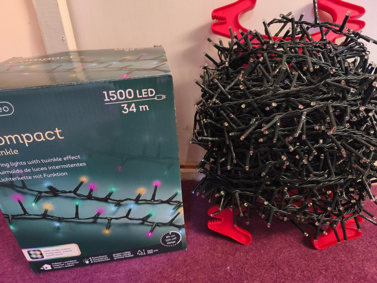 Te koop, kerstverlichting gekleurd binnen/buiten LED 34 mtr., Ophalen, Zo goed als nieuw