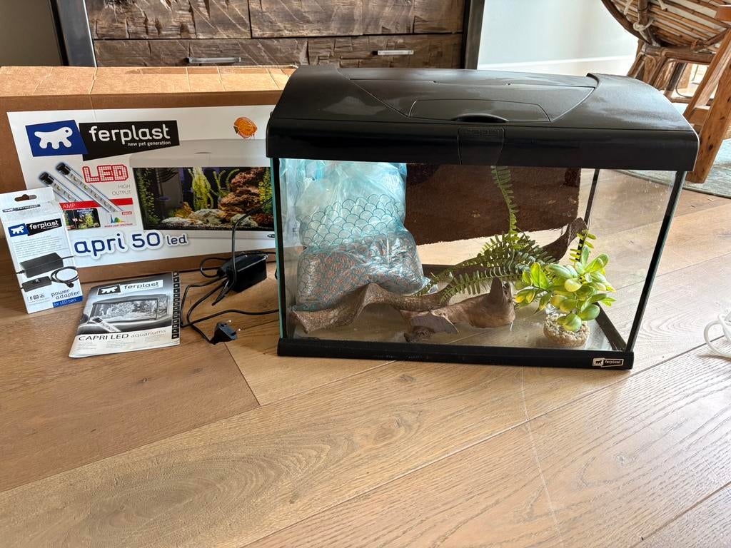 Aquarium Ferplast Capri 50 Led 40L, Dieren en Toebehoren, Ophalen, Gebruikt, Leeg aquarium