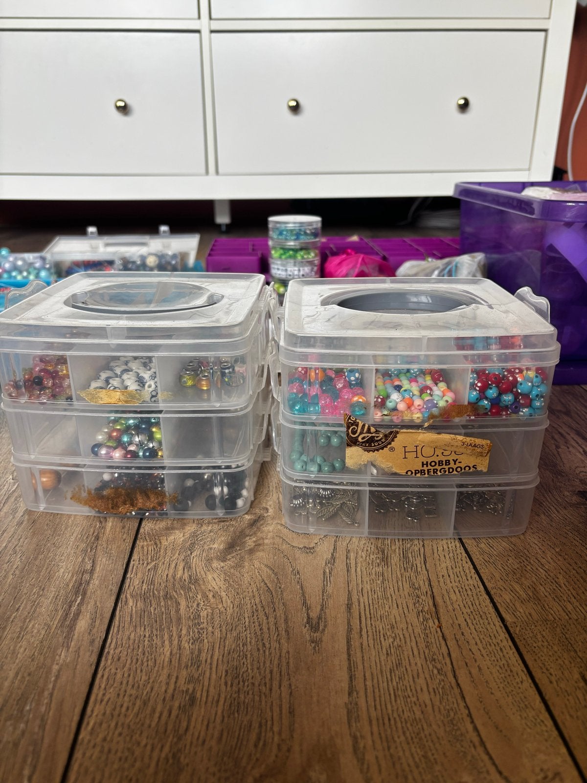 Grote collectie kralen en benodigdheden voor sieraden, Hobby en Vrije tijd, Kralen en Sieraden maken, Ophalen, Gebruikt, Overige typen