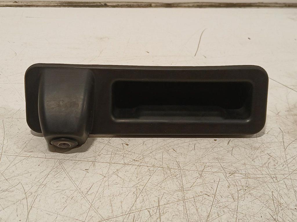 Camera achter BMW 5 serie, Onderdelen@venauto.nl, Van der Ven Autorecycling B.V., Gebruikt, Ettenseweg 76, 4706 PB Roosendaal, The Netherlands