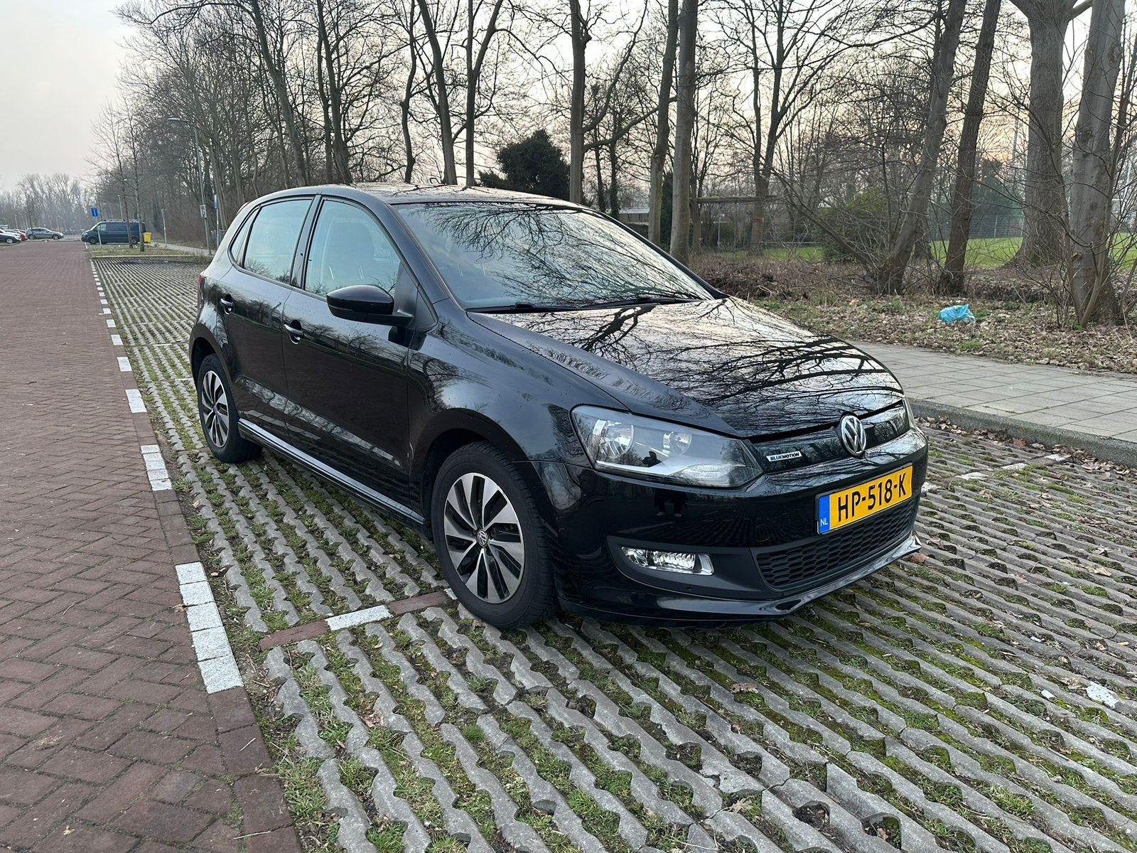 Volkswagen Polo 1.4 TDI 55KW BMT 2015 Zwart, Auto's, Voorwielaandrijving, 74 pk, 580 kg, Zwart