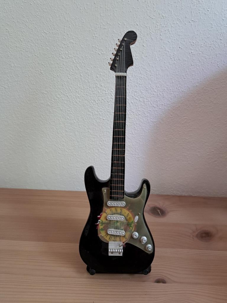 Mini gitaar guns n roses, Ophalen, Solid body, Overige merken