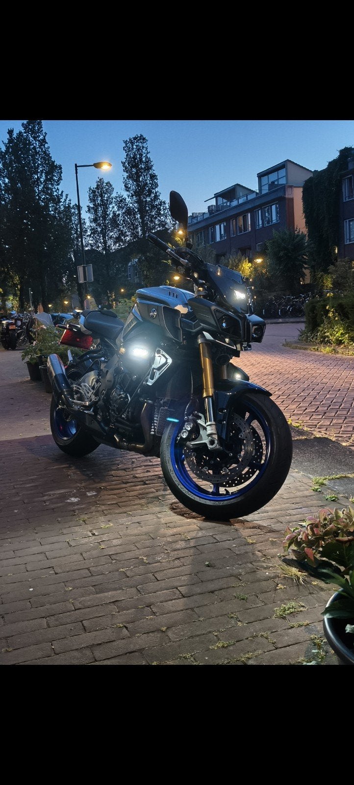 Yamaha mt10sp 2017 Recent groot onderhoud factuur 1500+, LED Verlichting, Occasion, 4 cilinders, Motorrijbewijs A