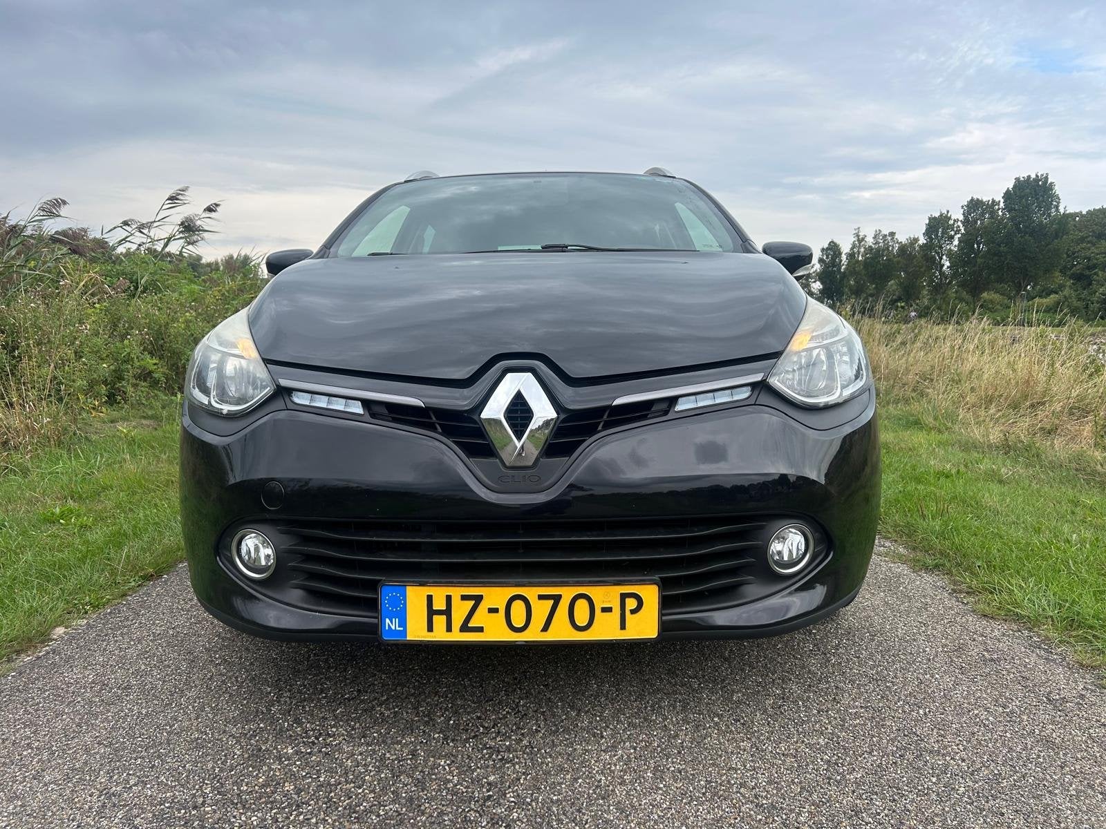 Renault Clio Estate 0.9 TCe Night&Day | Parkeersensoren | Bl, Auto's, Voorwielaandrijving, Stof, Gebruikt, 580 kg