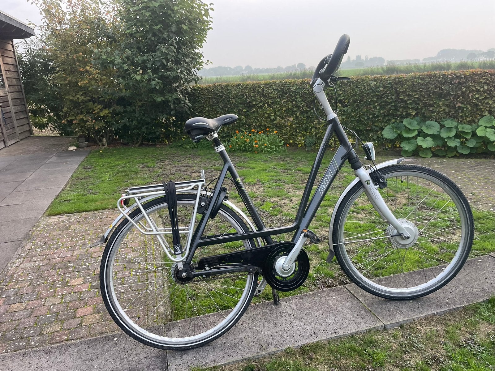 Damesfiets Rih tourfiets 28 inch in prima staat, Fietsen en Brommers, Gebruikt, Velgrem, Versnellingen, 56 cm of meer