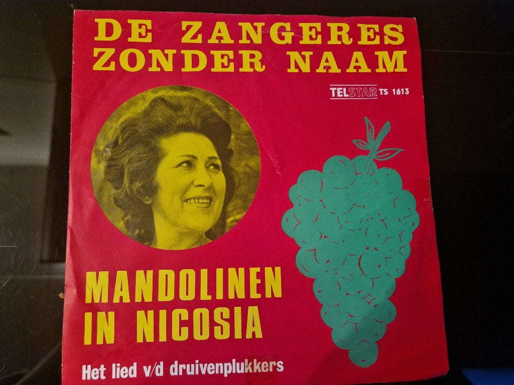 TELSTAR De Zangeres Zonder Naam – Mandolinen In Nicosia, 7 inch, Ophalen of Verzenden, Zo goed als nieuw, Overige typen