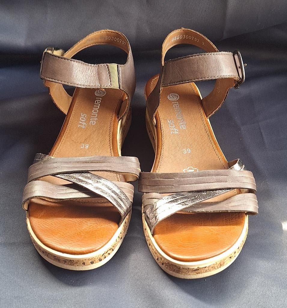 Remonte dames sandalen brons/metallic sleehak mt 39, Bruin, Remonte, Zo goed als nieuw, Sandalen of Muiltjes