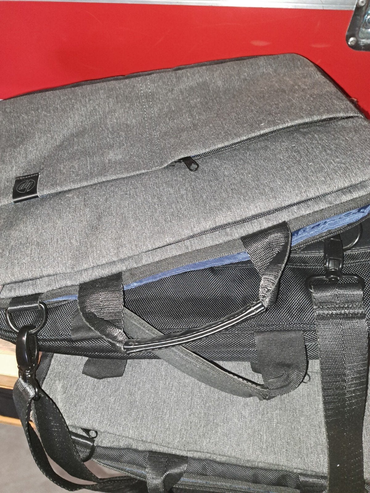 HP laptoptas - Grijs - Zo goed als nieuw, Computers en Software, 15 inch, Schouderband, Grijs, HP