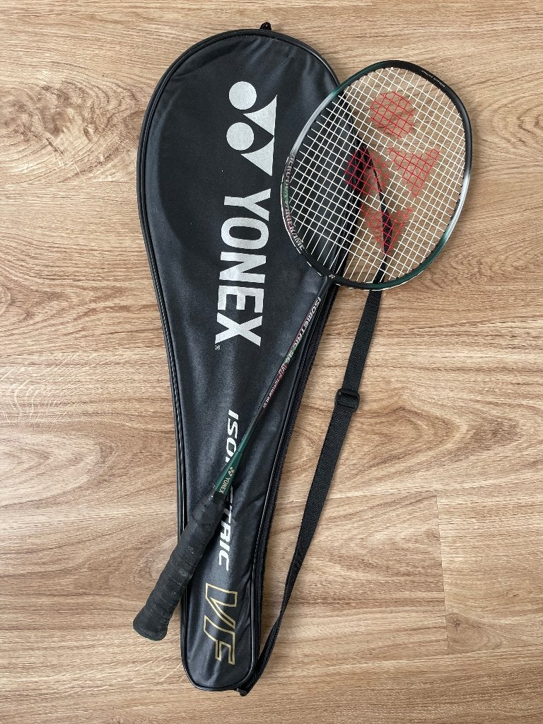 Yonex carbon badminton racket (incl. hoes), Ophalen, Gebruikt, Racket(s)