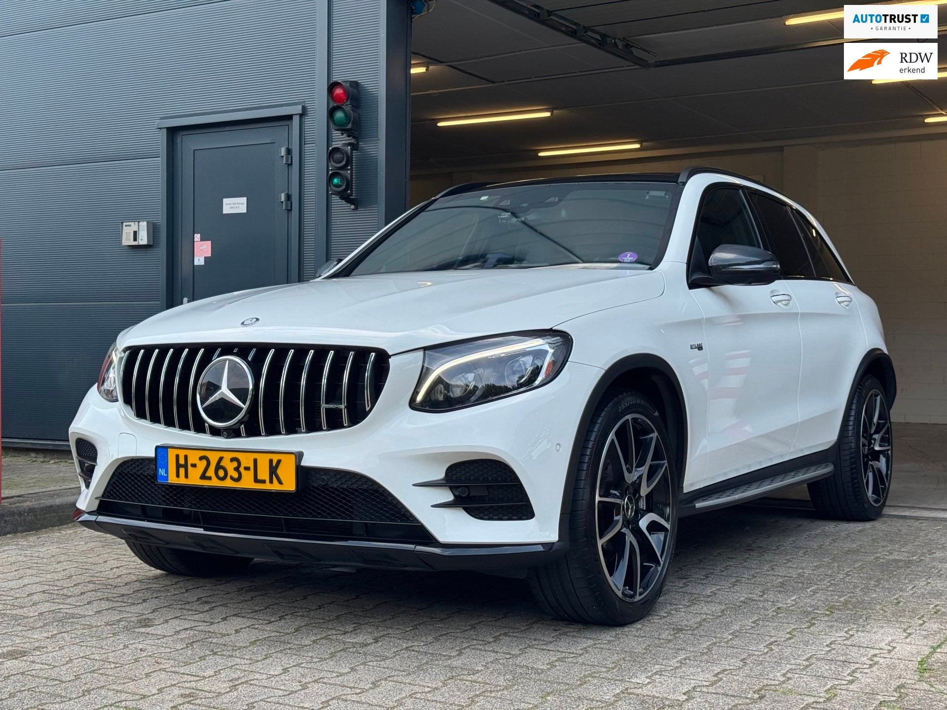 Mercedes-Benz GLC-klasse AMG 43 4MATIC / LUCHTVERING / TREKH, Automaat, Dealer onderhouden, Gebruikt, Vierwielaandrijving